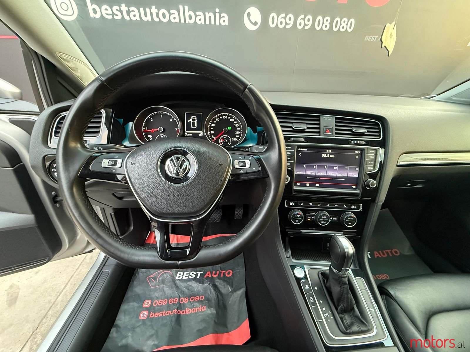 2014' Volkswagen Golf photo #5