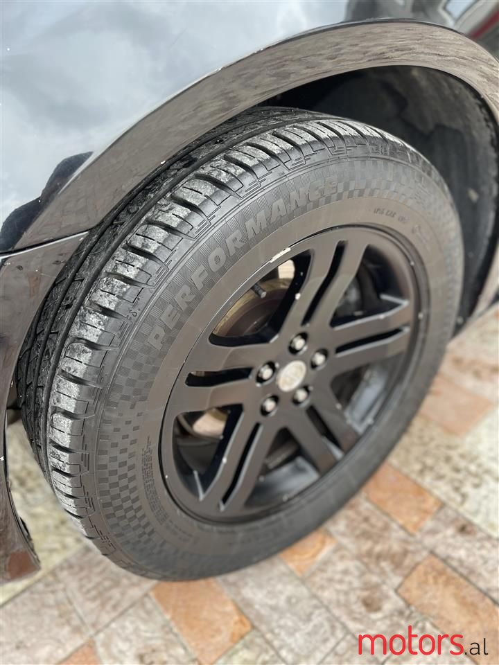 2004' Chrysler 300C photo #2