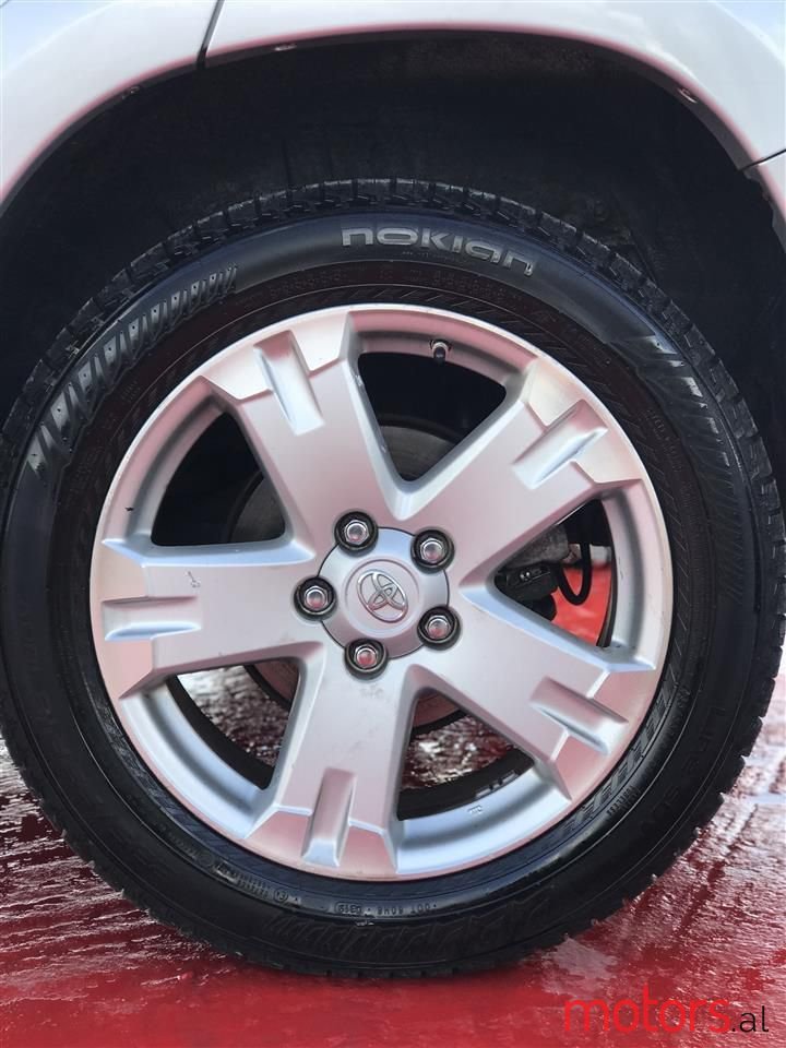 2007' Toyota RAV4 photo #4