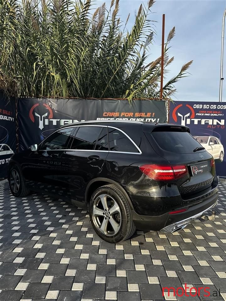 2016' Mercedes-Benz GLC 220 photo #4