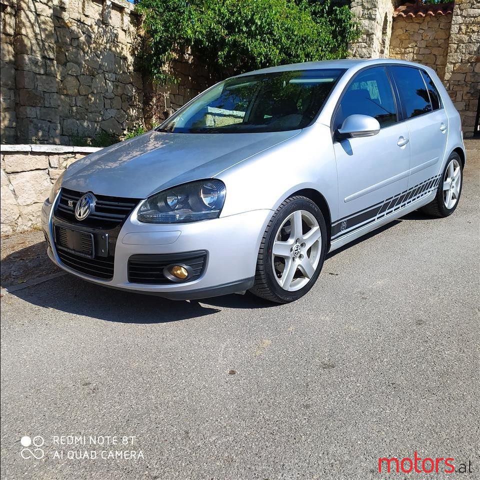 2008' Volkswagen Golf photo #1