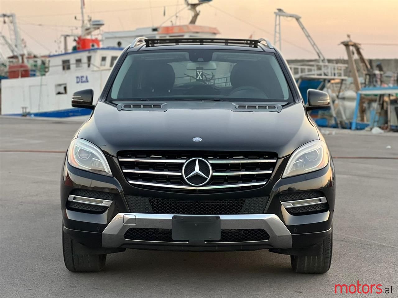 2013' Mercedes-Benz C 350 photo #1