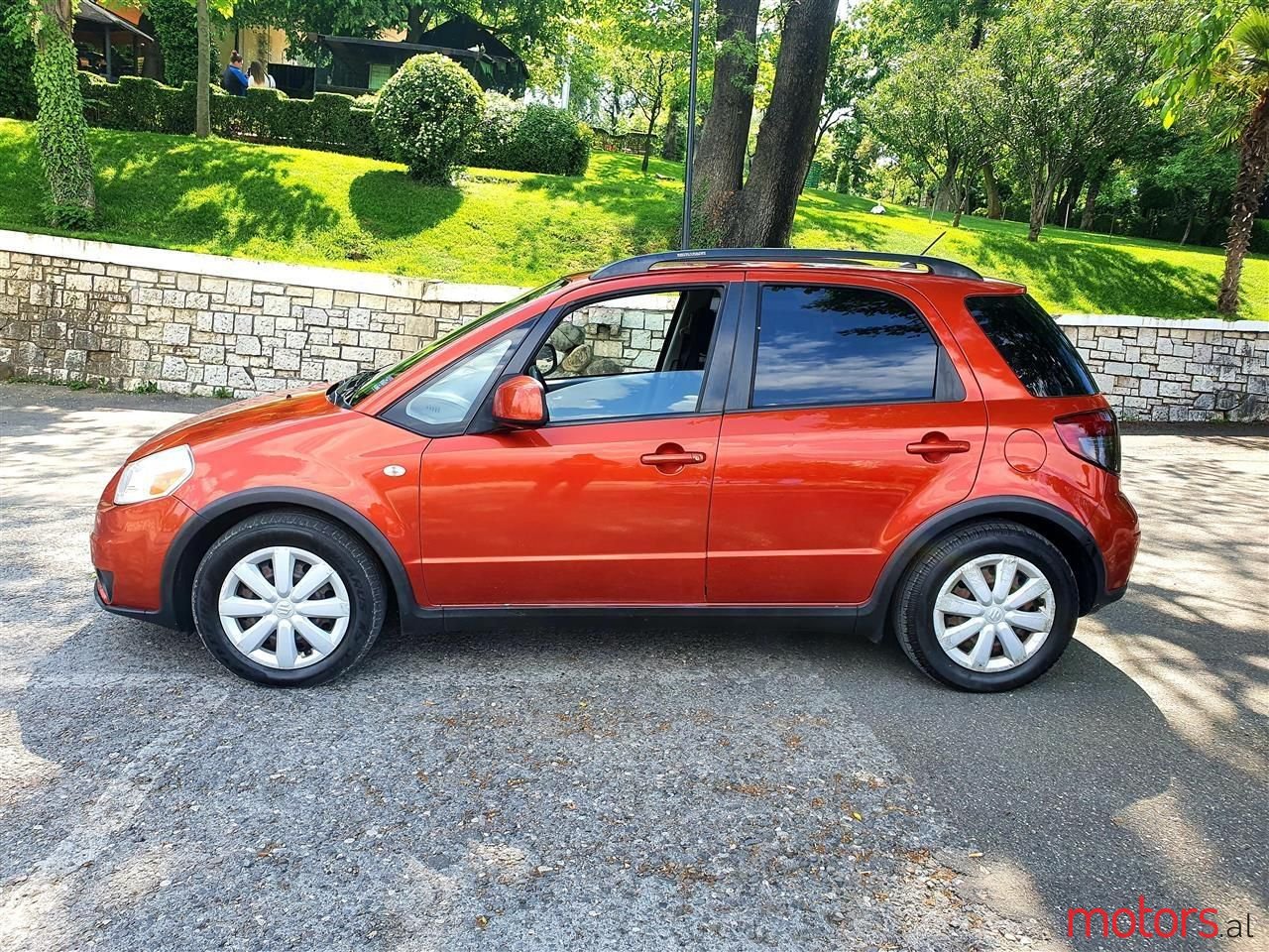 2010' Suzuki SX4 photo #6