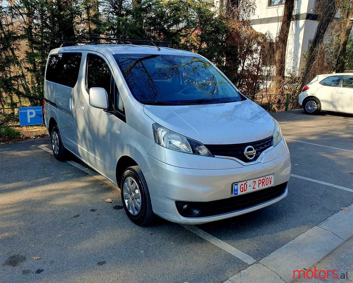 2010' Nissan Nv200 photo #1