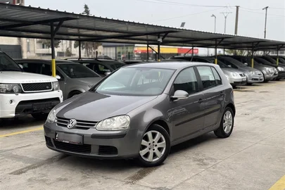 2006' Volkswagen Golf