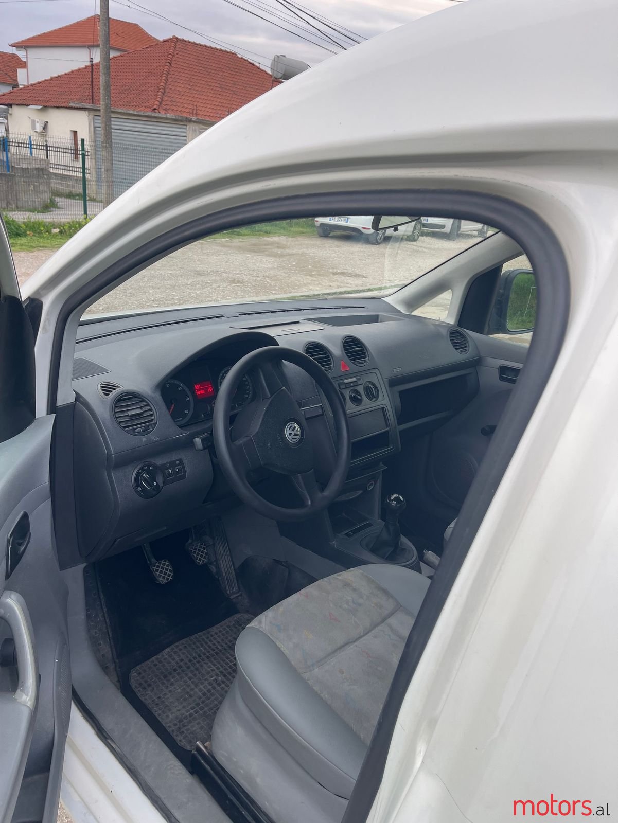 2007' Volkswagen Caddy photo #2