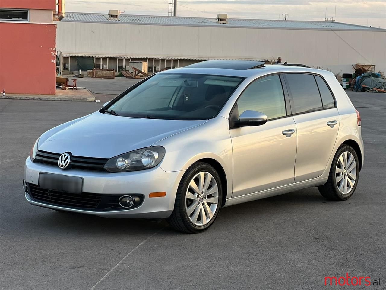 2012' Volkswagen Golf photo #2