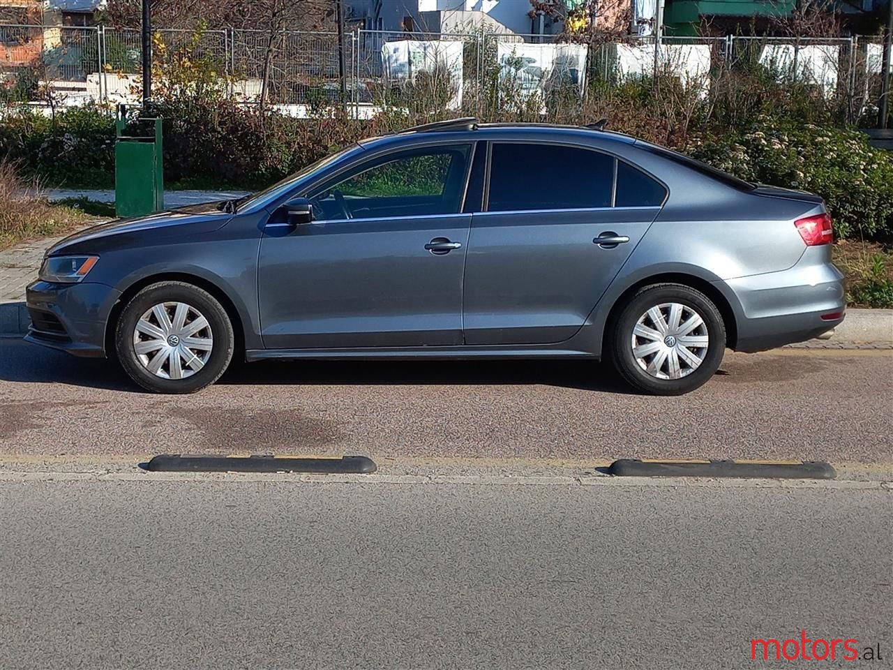 2015' Volkswagen Jetta photo #1