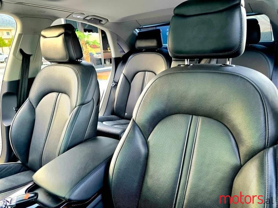 2014' Audi A8 photo #3