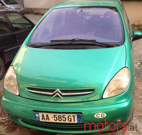 2000' Citroen Xsara Picasso photo #2