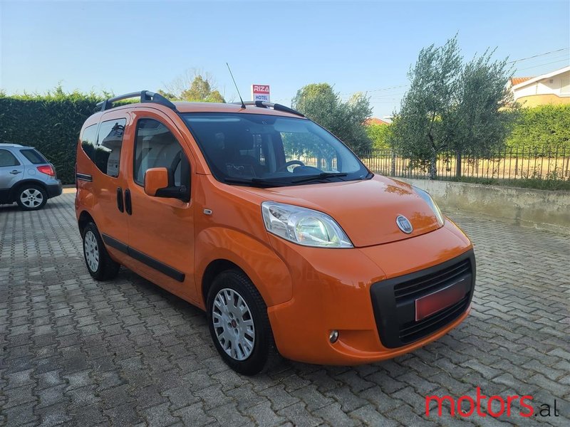 2010' Fiat Qubo photo #3