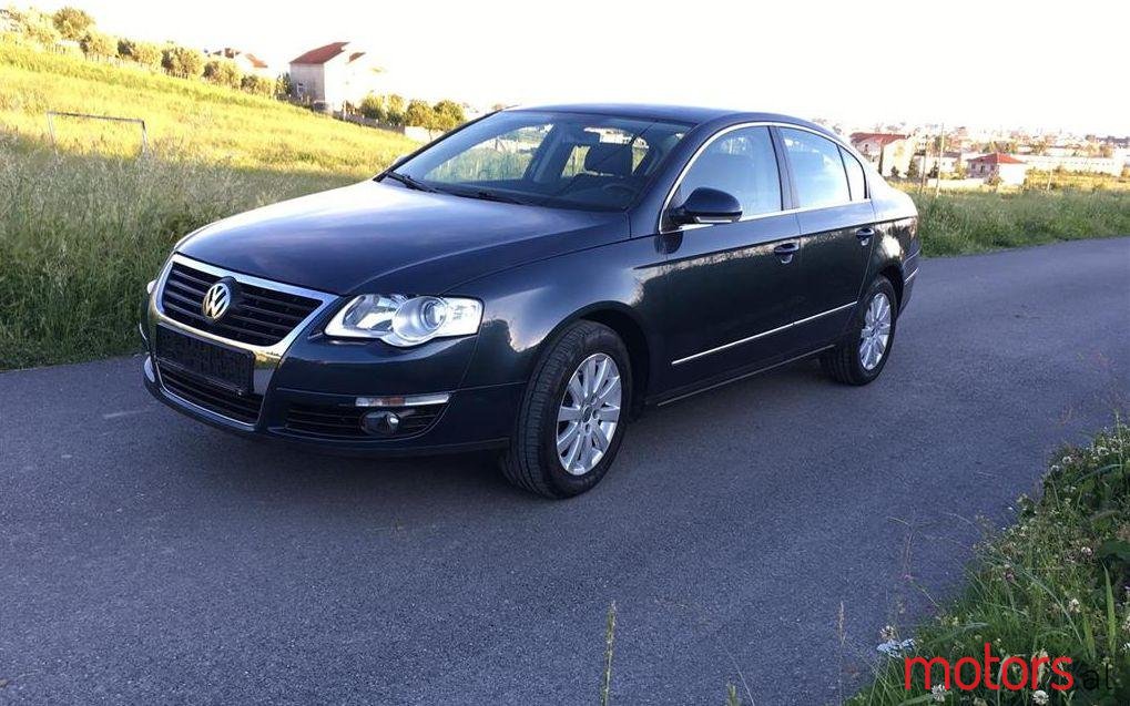 2006' Volkswagen Passat photo #1