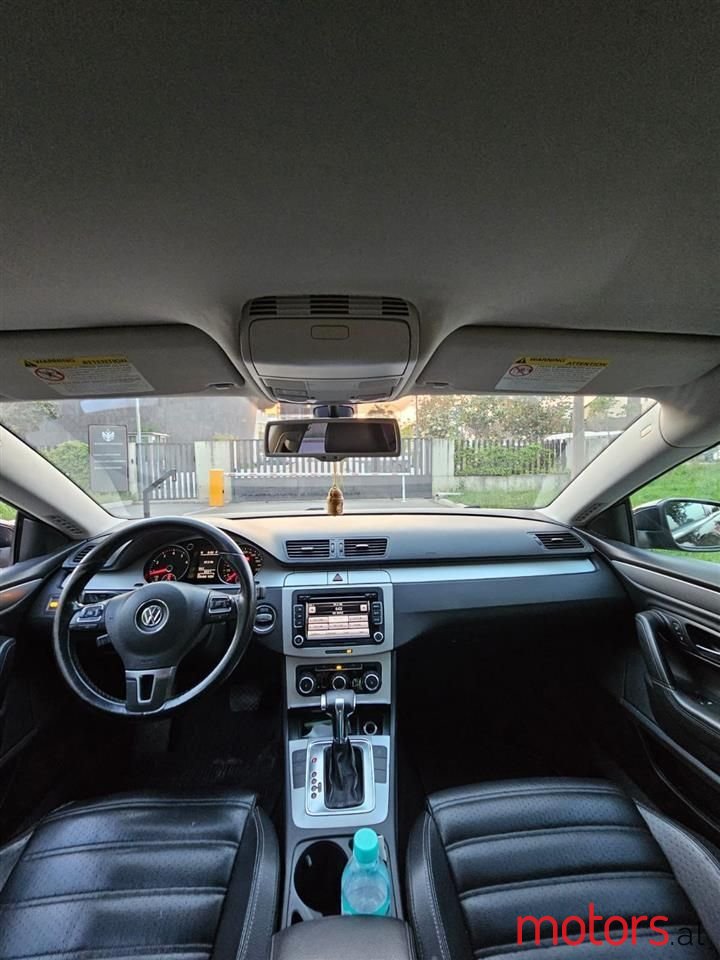 2010' Volkswagen photo #5