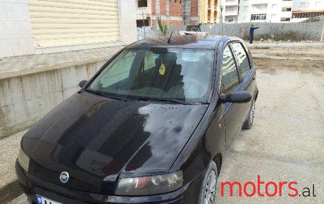 2001' Fiat Punto photo #2
