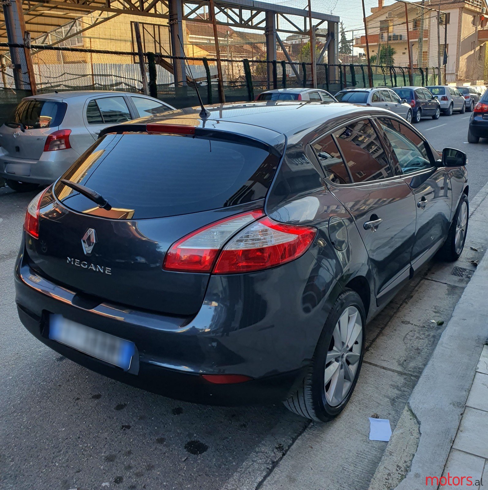 2009' Renault Megane photo #4