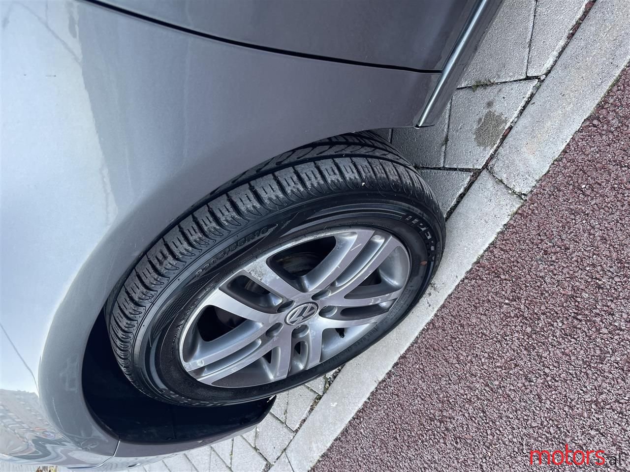 2012' Volkswagen Golf photo #2