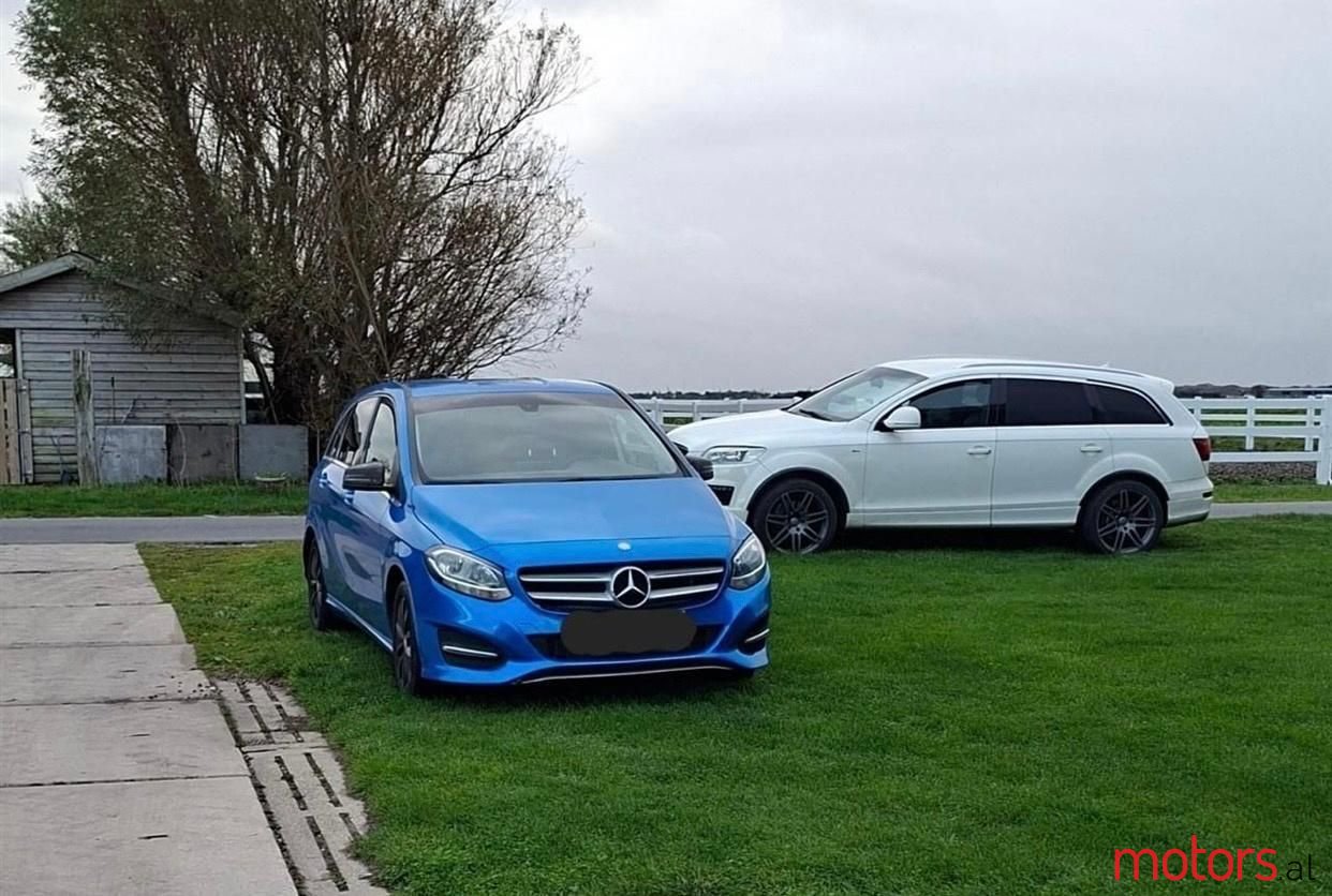 2015' Mercedes-Benz B 180 photo #1