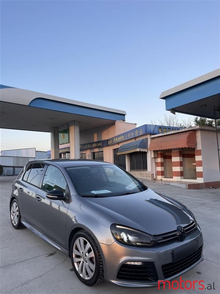 2012' Volkswagen Golf photo #3