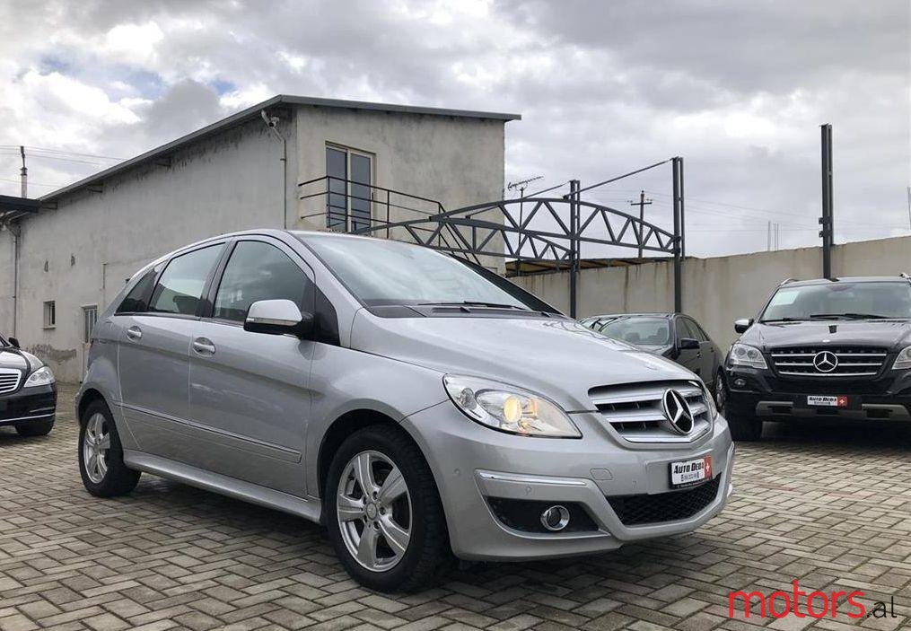 2009' Mercedes-Benz B 180 photo #1