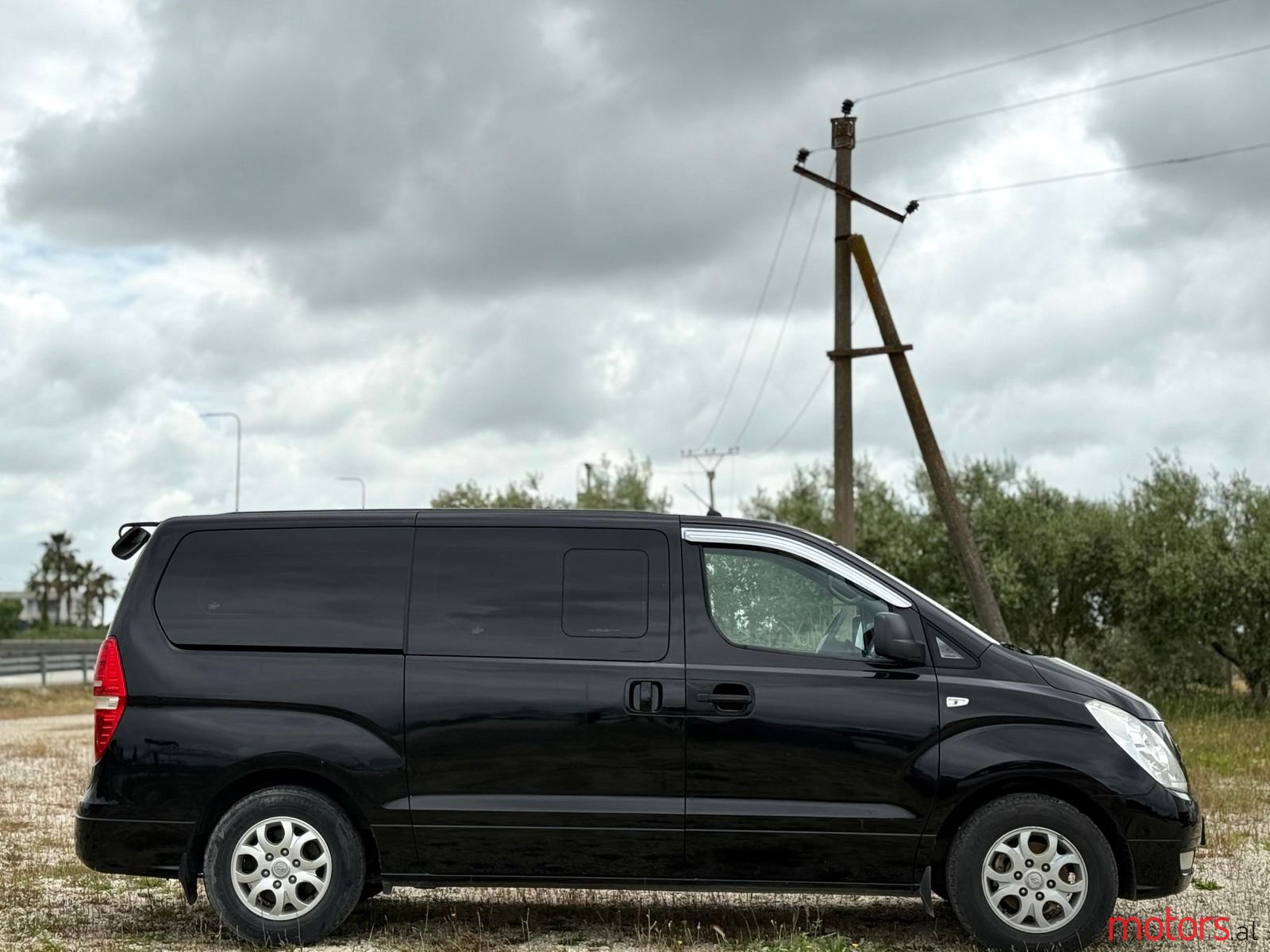 2012' Hyundai H-1 Starex photo #5