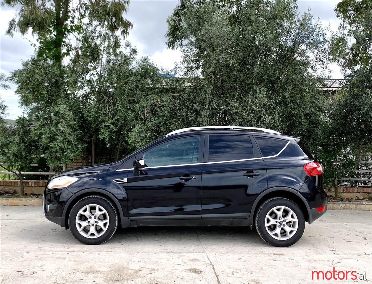 2010' Ford Kuga photo #6