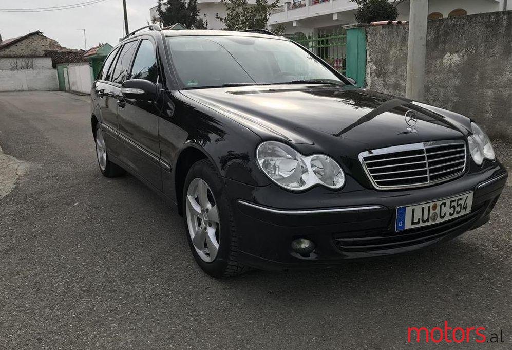 2006' Mercedes-Benz C 220 photo #1