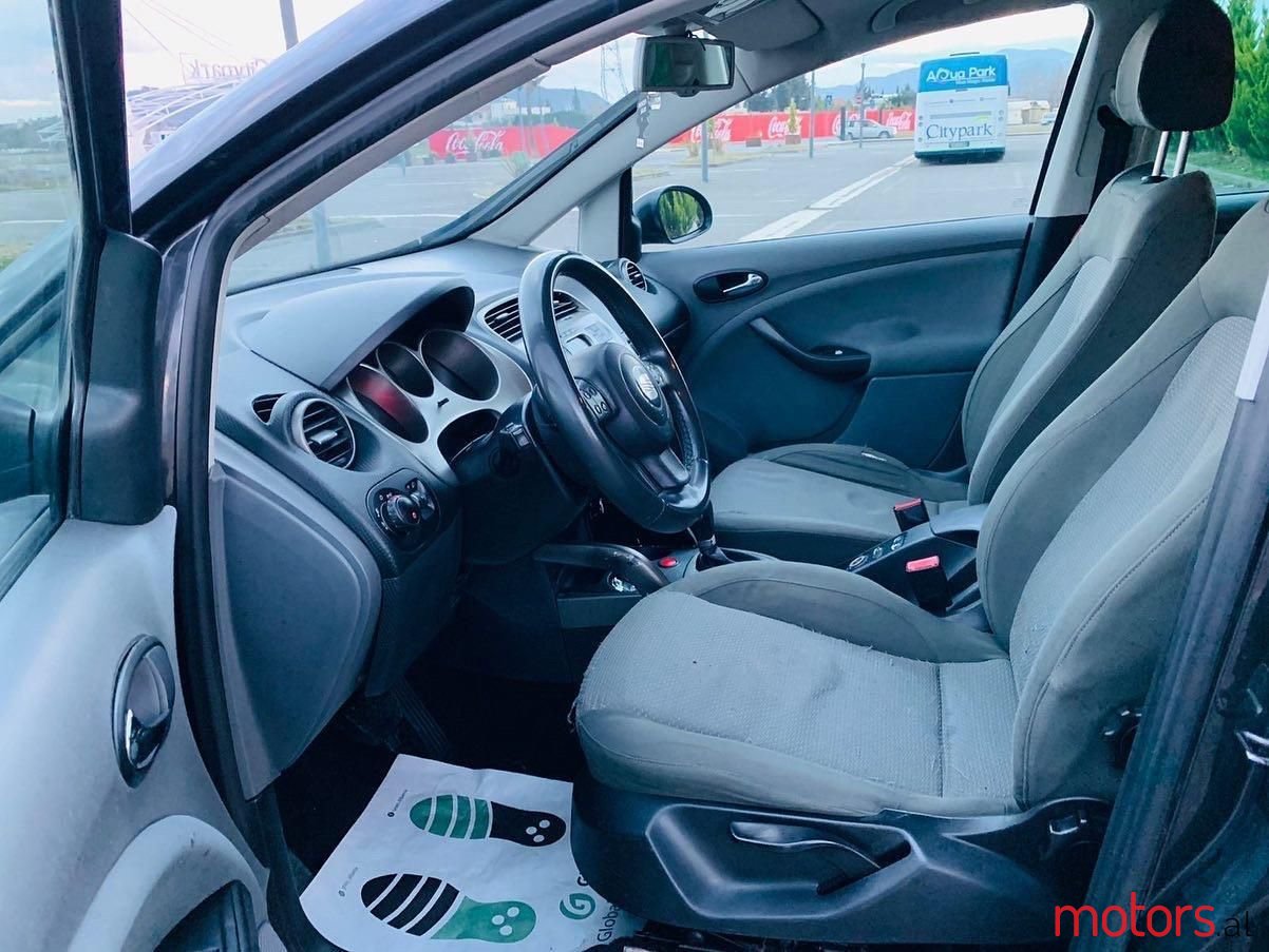 2005' SEAT Toledo photo #6