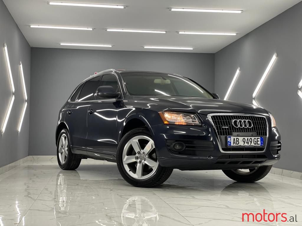 2012' Audi Q5 photo #1