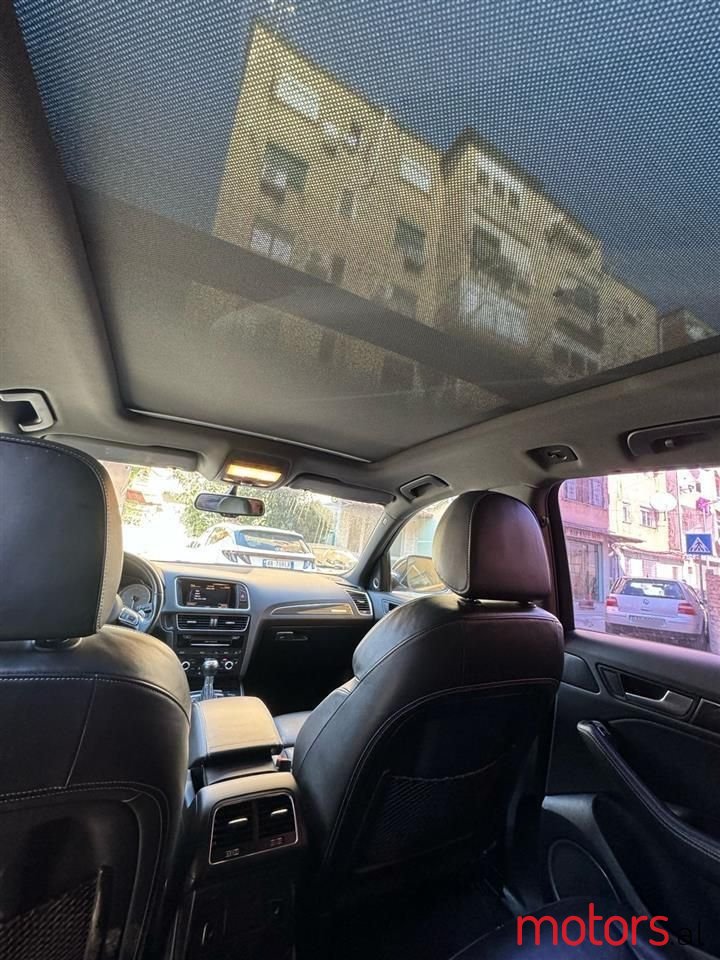 2014' Audi SQ5 photo #6