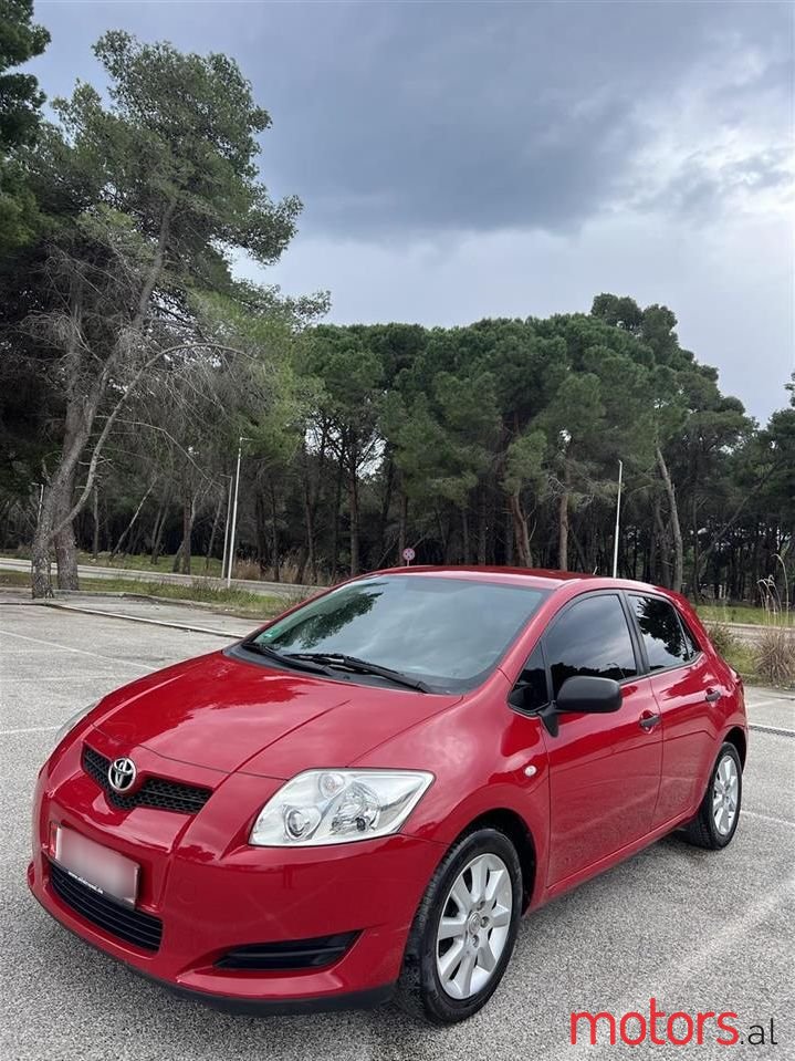 2009' Toyota Auris photo #1