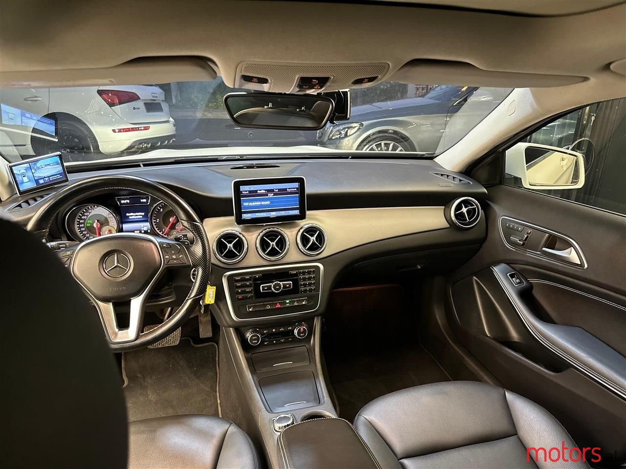 2014' Mercedes-Benz GLA 200 photo #6