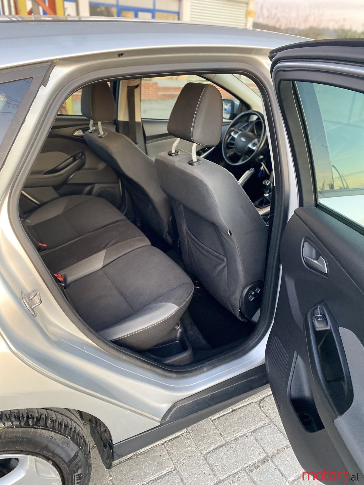 2012' Ford Focus photo #5