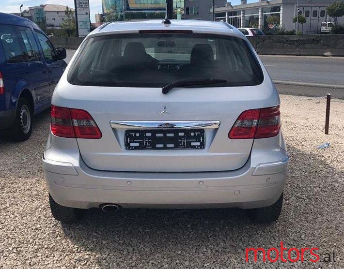 2005' Mercedes-Benz B 200 photo #2