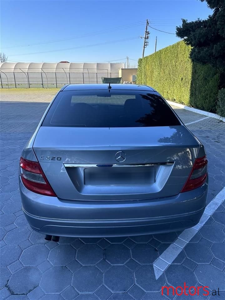 2010' Mercedes-Benz C 220 photo #5