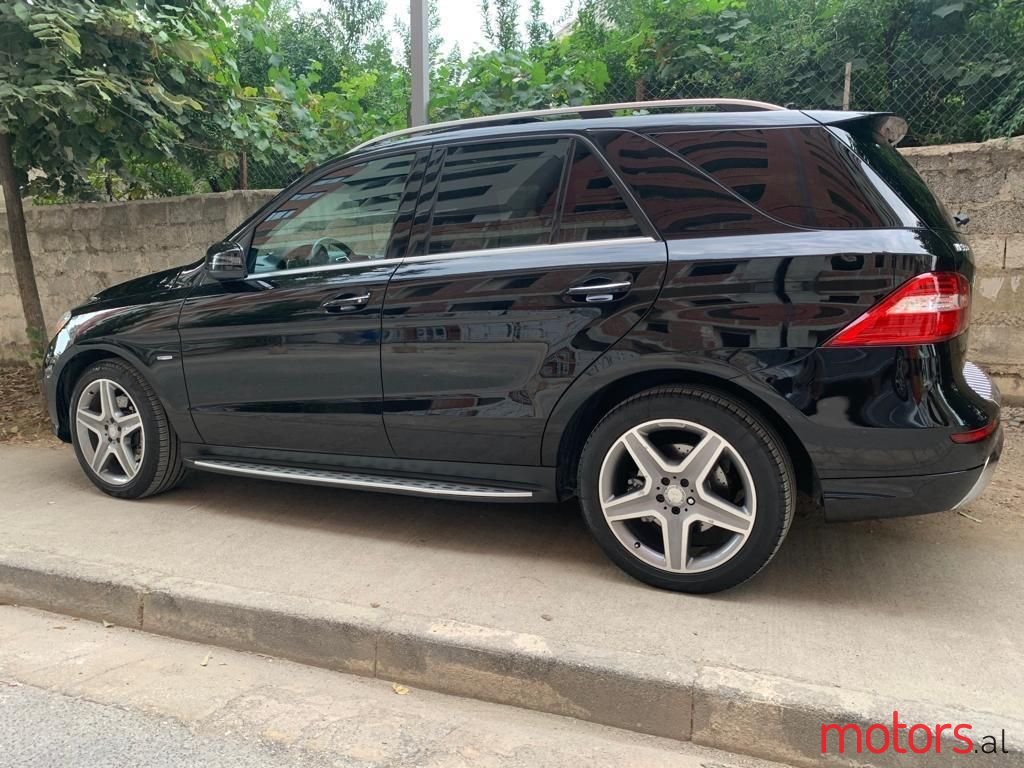 2013' Mercedes-Benz ML 350 photo #1
