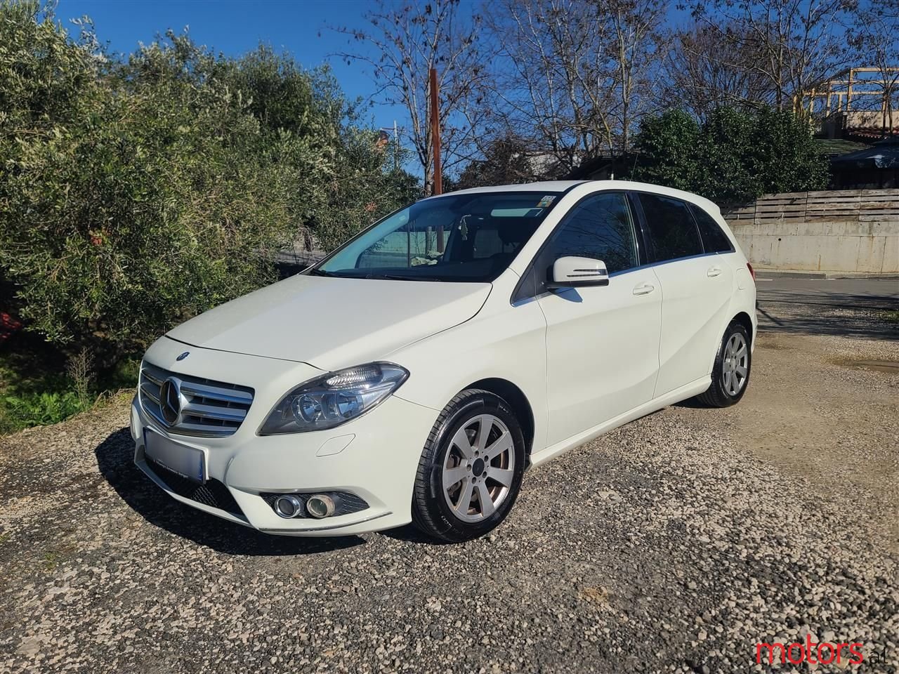 2014' Mercedes-Benz B 150 photo #1