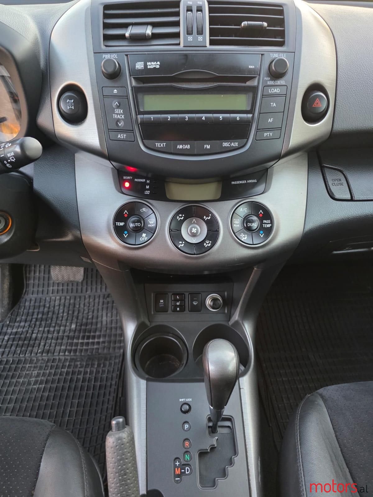 2010' Toyota RAV4 photo #3