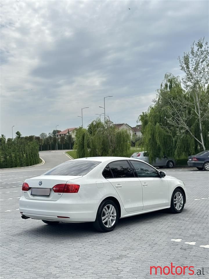 2014' Volkswagen Jetta photo #6