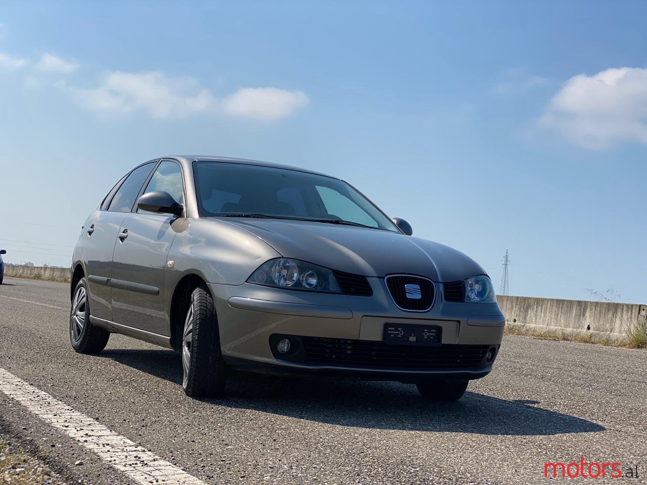 2005' SEAT Ibiza photo #1