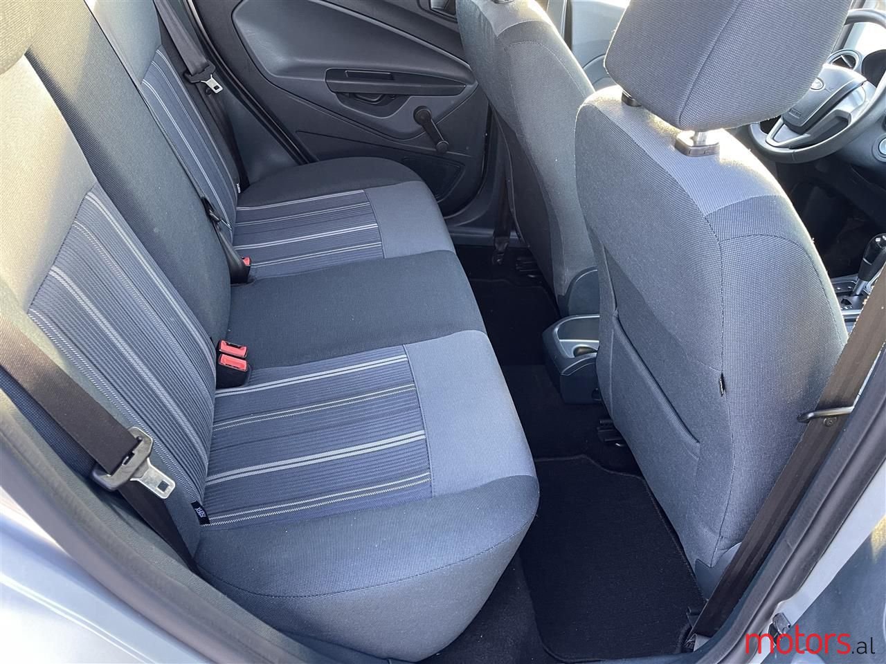 2009' Ford Fiesta photo #2