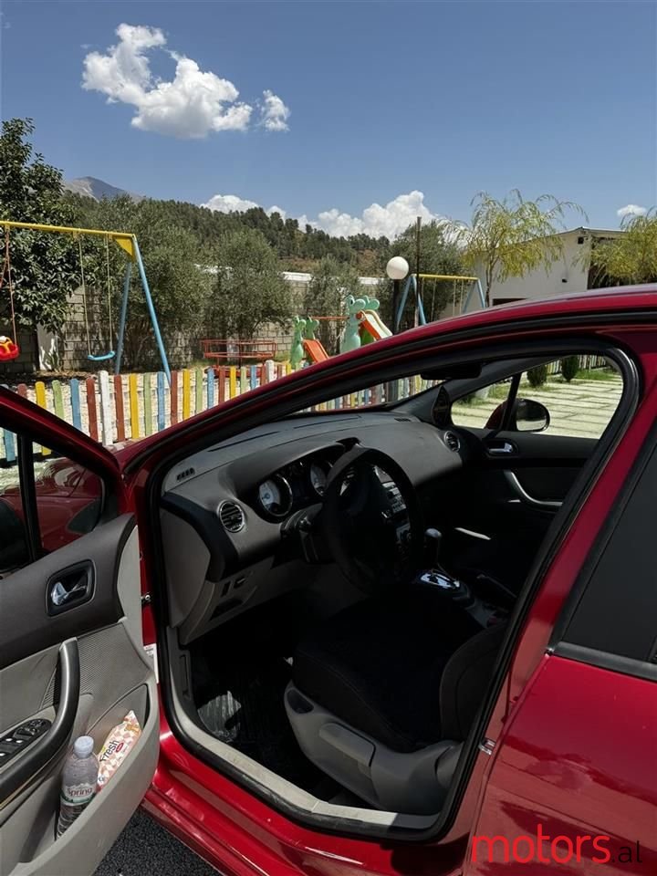 2009' Peugeot 308 photo #3