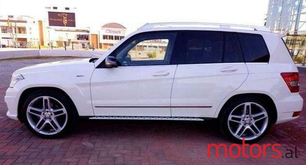 2012' Mercedes-Benz GLK 220 photo #1
