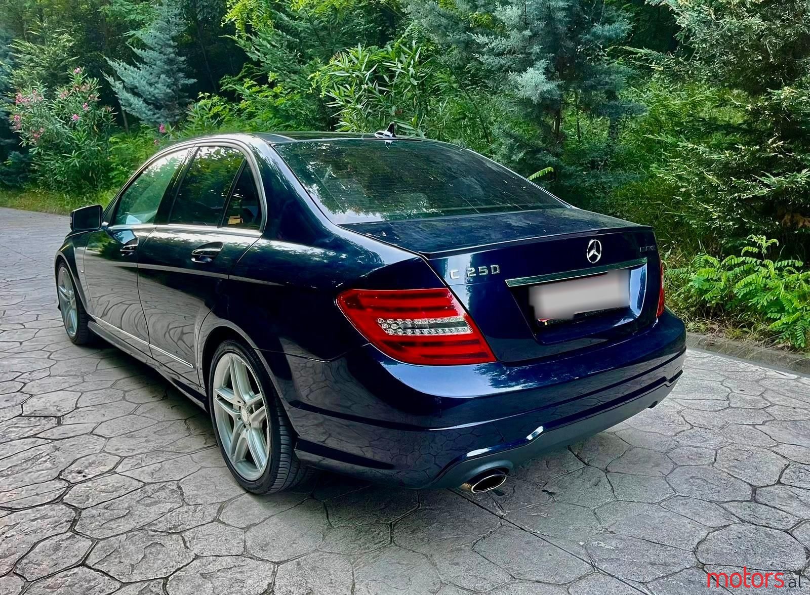 2013' Mercedes-Benz C 250 photo #4