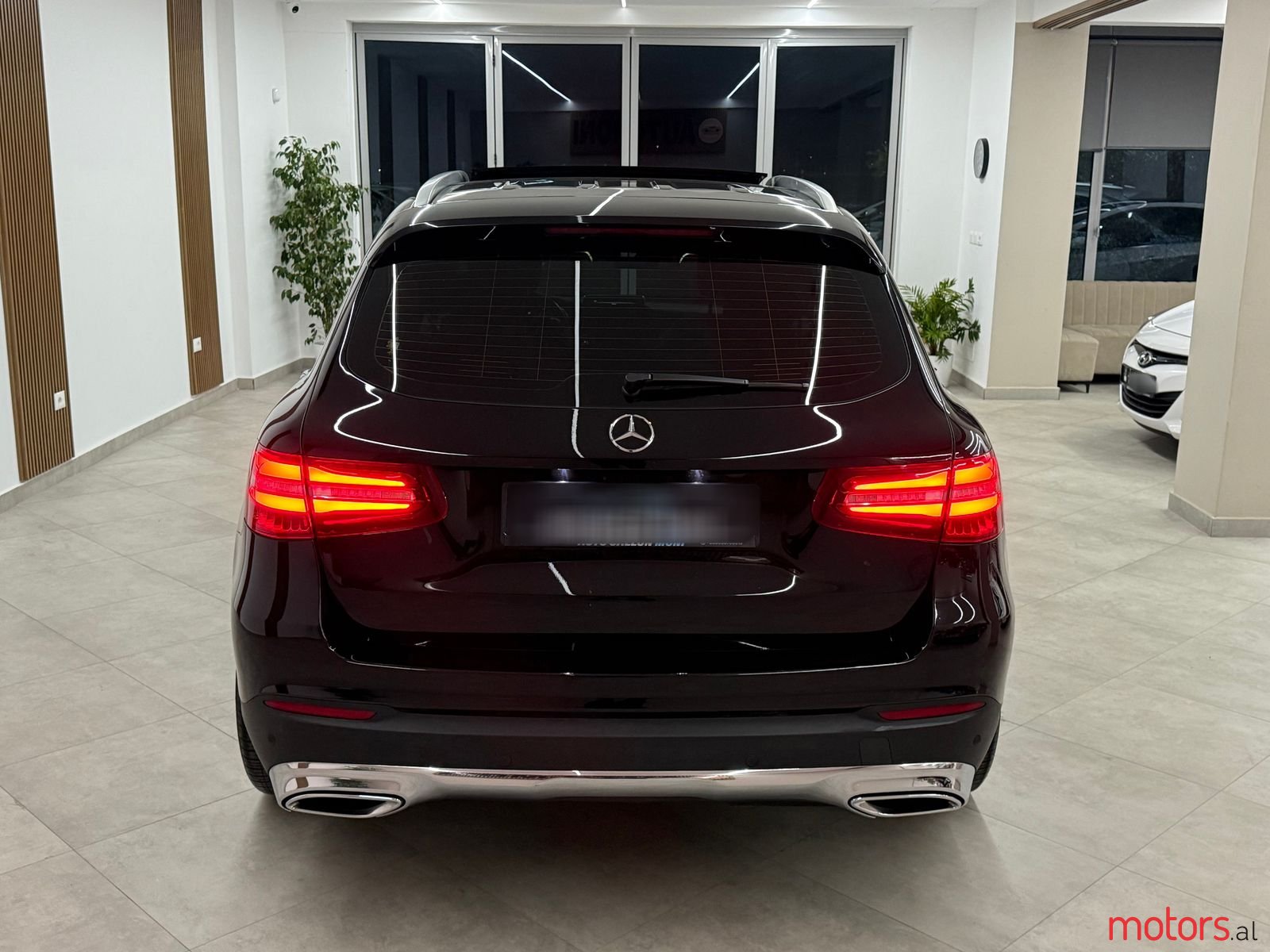 2017' Mercedes-Benz GLC 250 photo #3