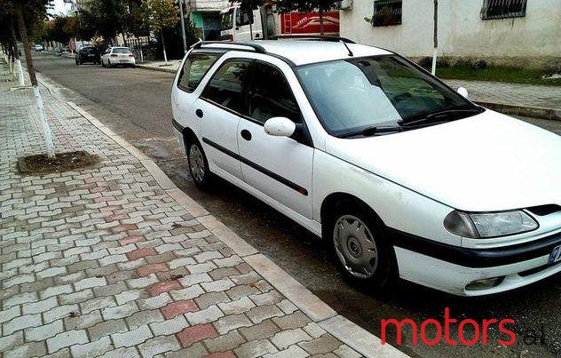 1998' Renault Laguna photo #2