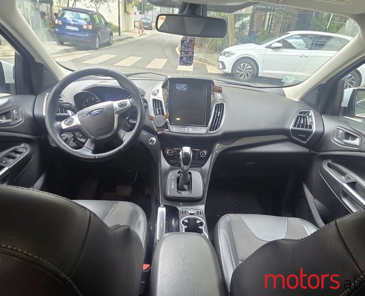 2014' Ford Kuga photo #6