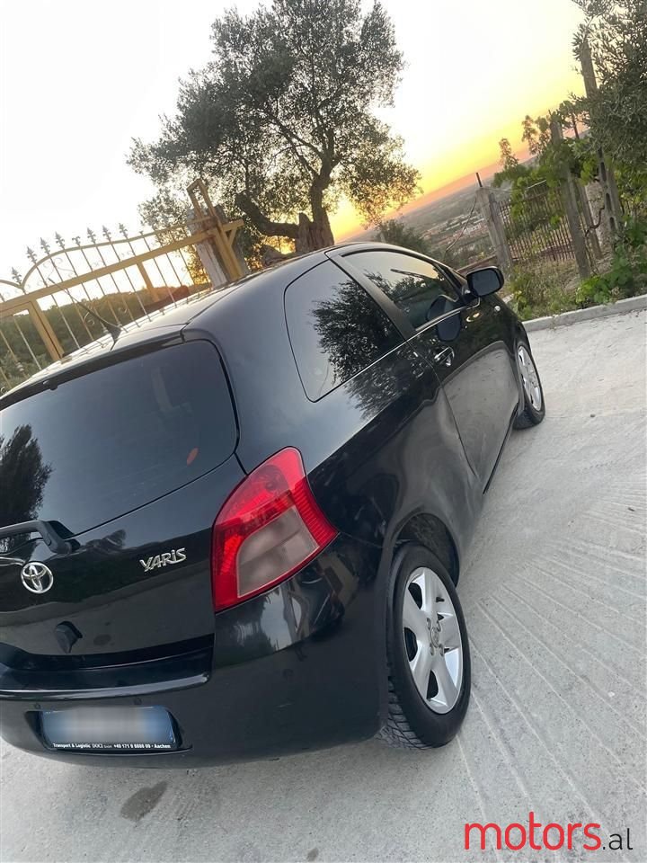 2006' Toyota Yaris photo #4