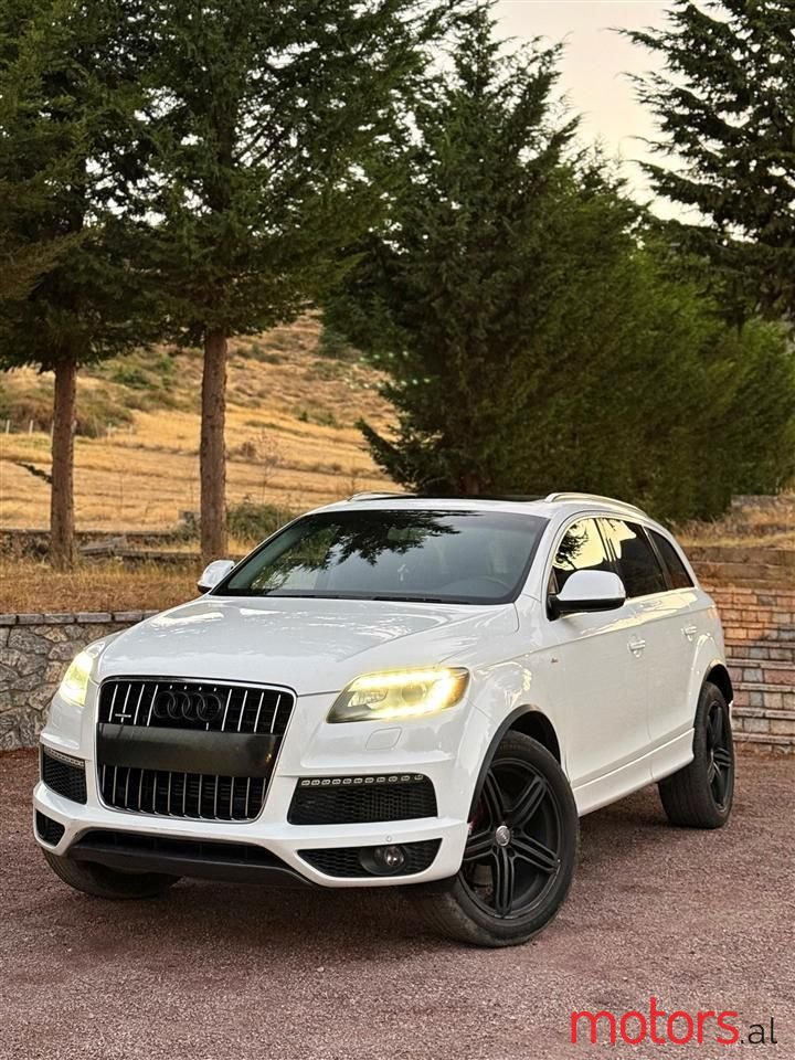 2011' Audi Q7 photo #1