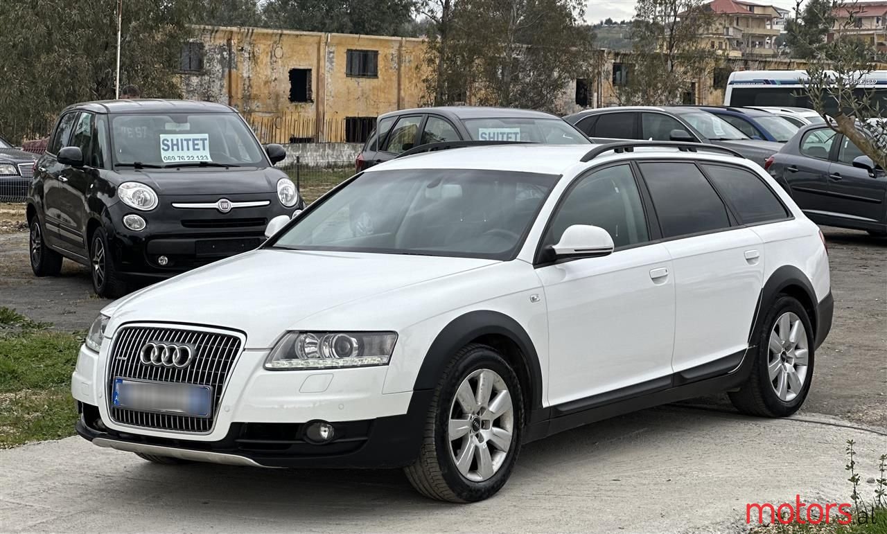 2011' Audi Allroad photo #1