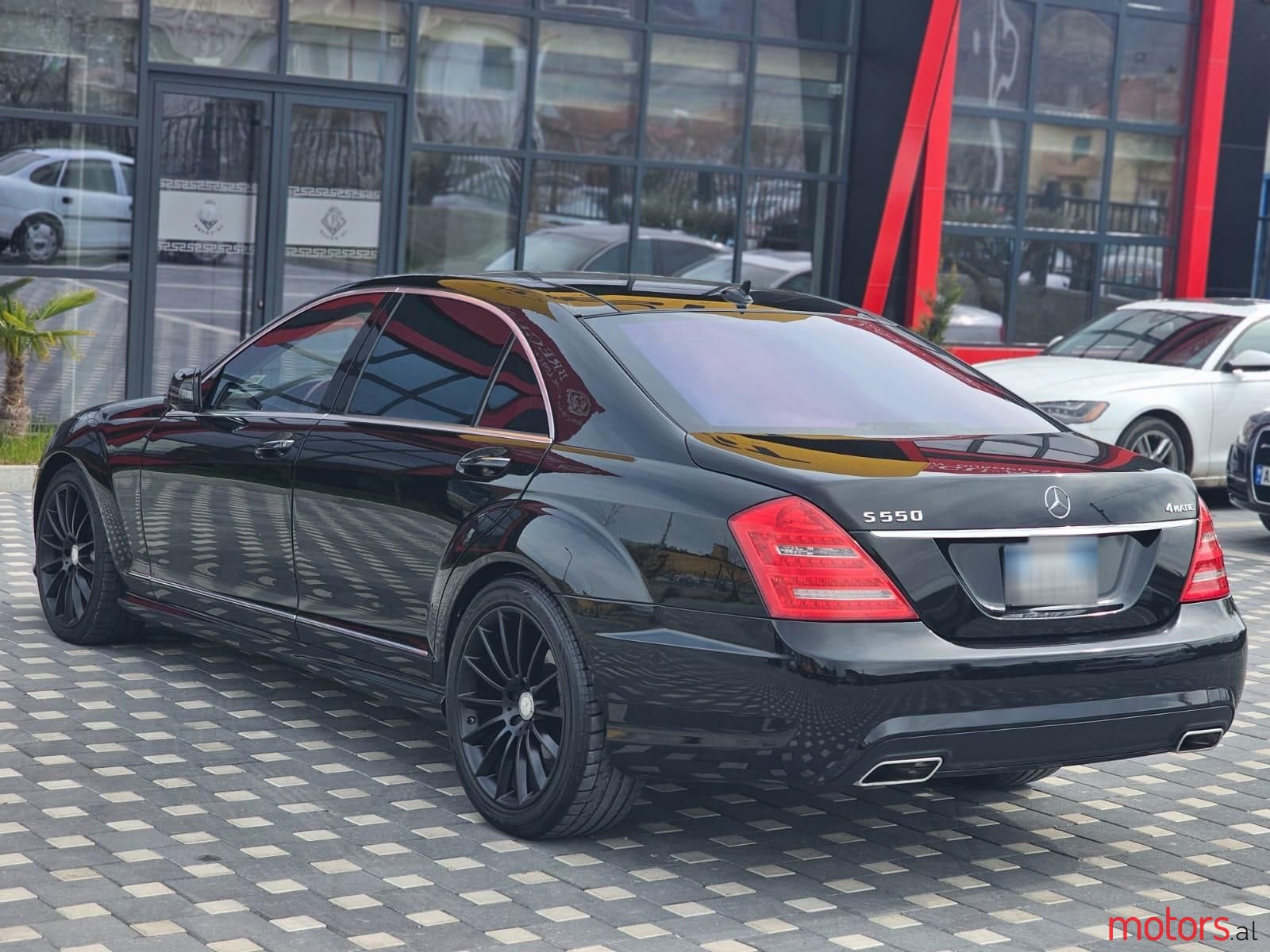 2013' Mercedes-Benz S 550 photo #5